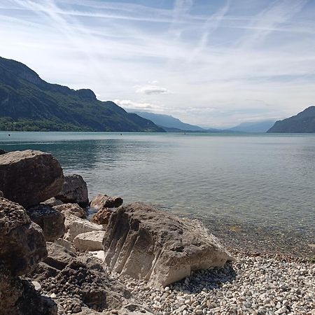 Du Vent Dans Les Arbres -120M2 Belle Vue Sur Le Lac Chindrieux Szoba fotó